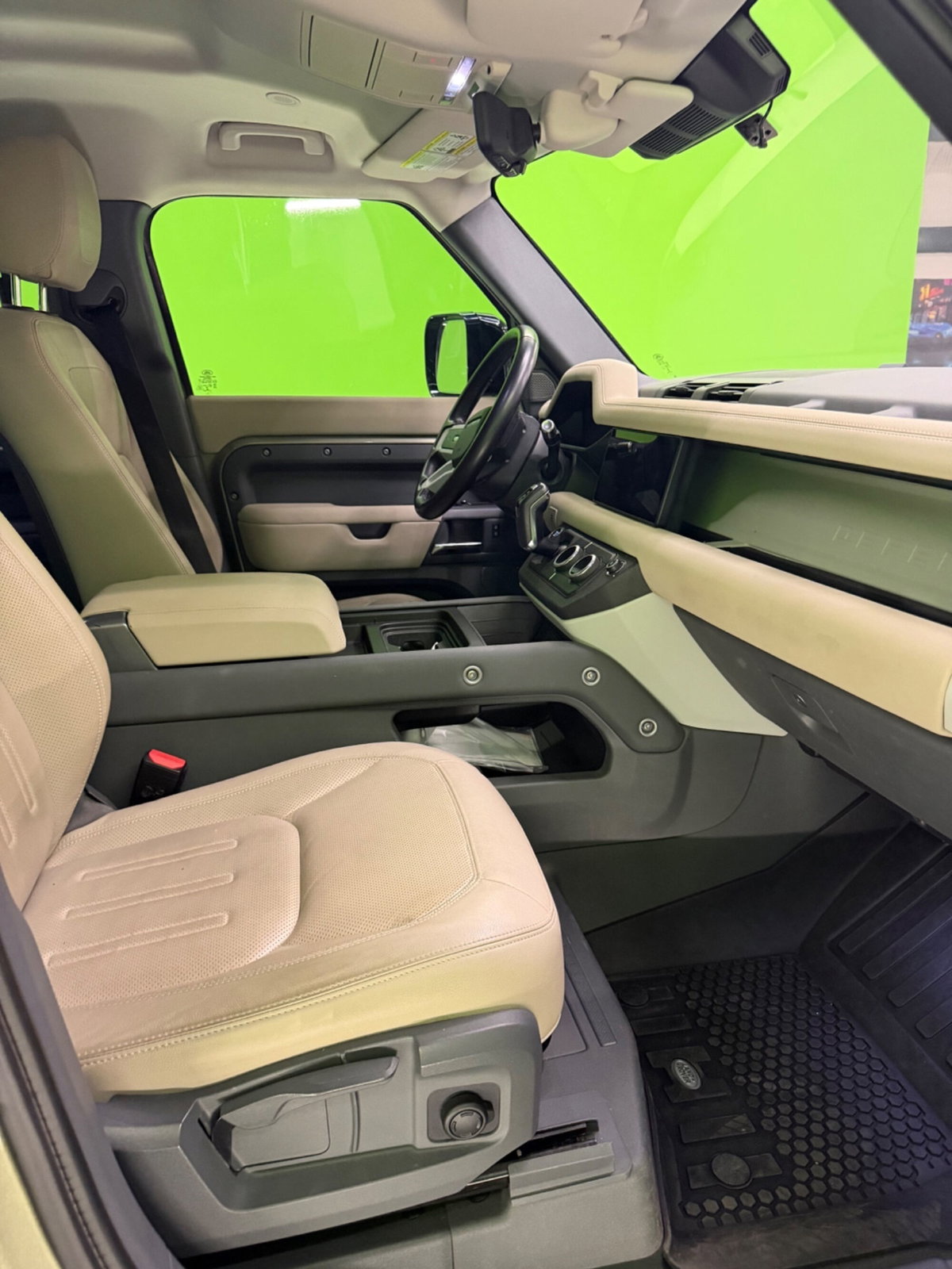 Land Rover Defender 110 2.0 si4 phev X-Dynamic SE awd 300cv auto (12)