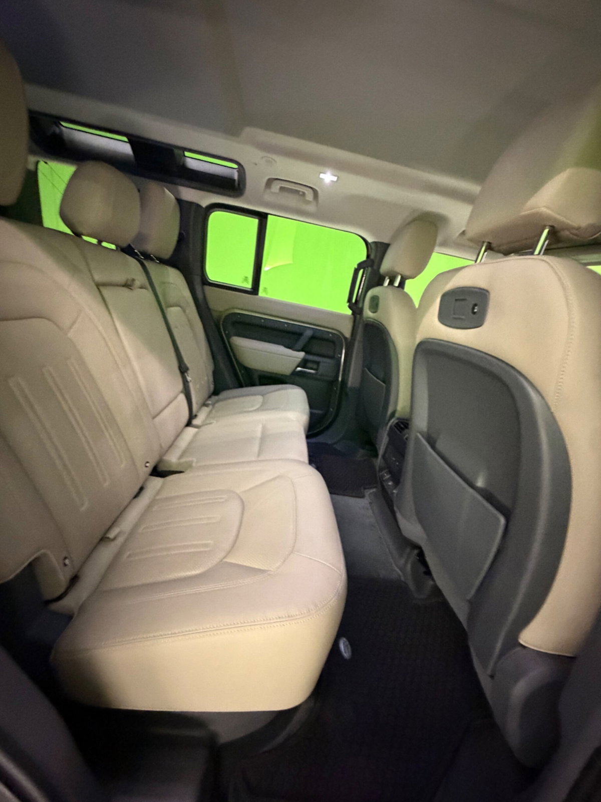 Land Rover Defender 110 2.0 si4 phev X-Dynamic SE awd 300cv auto (3)