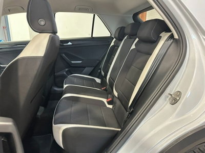 Volkswagen T-Roc 1.6 TDI SCR Advanced BlueMotion Technology (9)