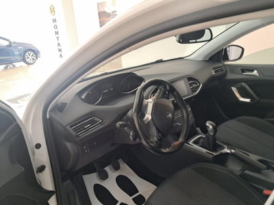 Peugeot 308 BlueHDi 100 S&S Business (7)