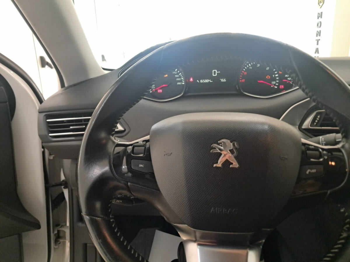 Peugeot 308 BlueHDi 100 S&S Business (8)