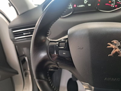 Peugeot 308 BlueHDi 100 S&S Business (9)