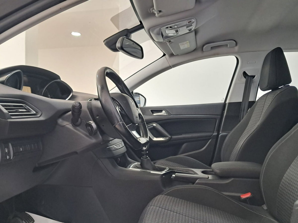 Peugeot 308 SW 1.5 bluehdi Business s&s 130cv eat8 (11)