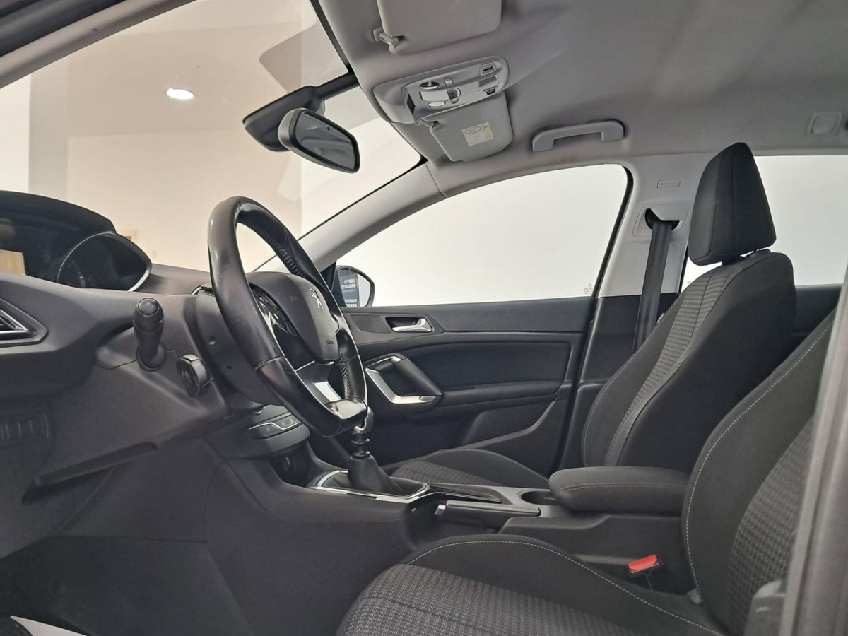 Peugeot 308 SW 1.5 bluehdi Business s&s 130cv eat8 (12)