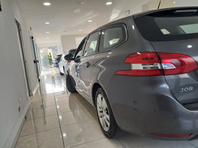 Peugeot 308 SW 1.5 bluehdi Business s&s 130cv eat8 (6)