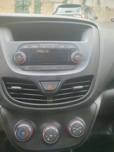 Opel Karl 1.0 75 CV (8)
