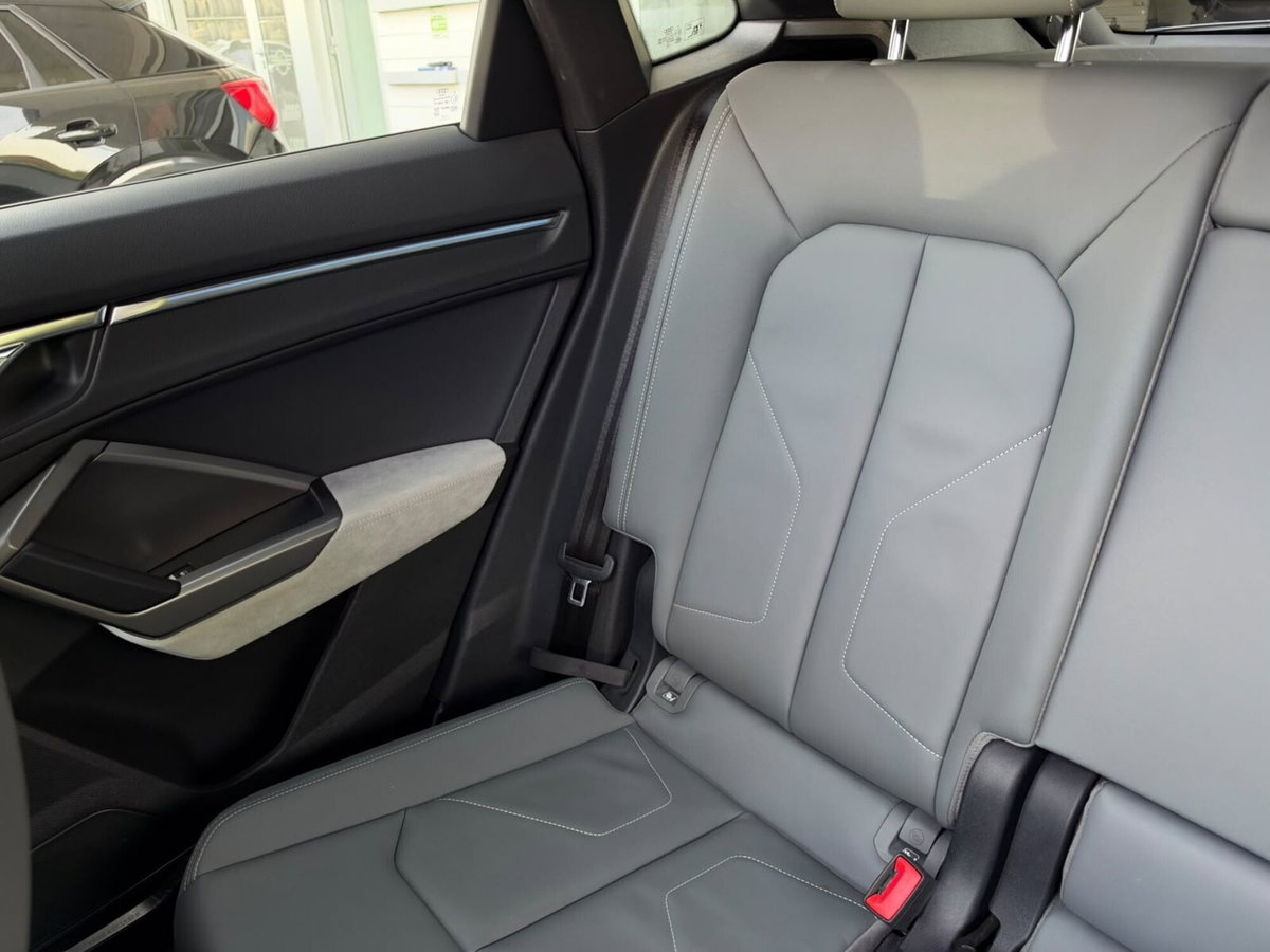 Audi Q3 Sportback 45 TFSI quattro S tronic S line edition (14)