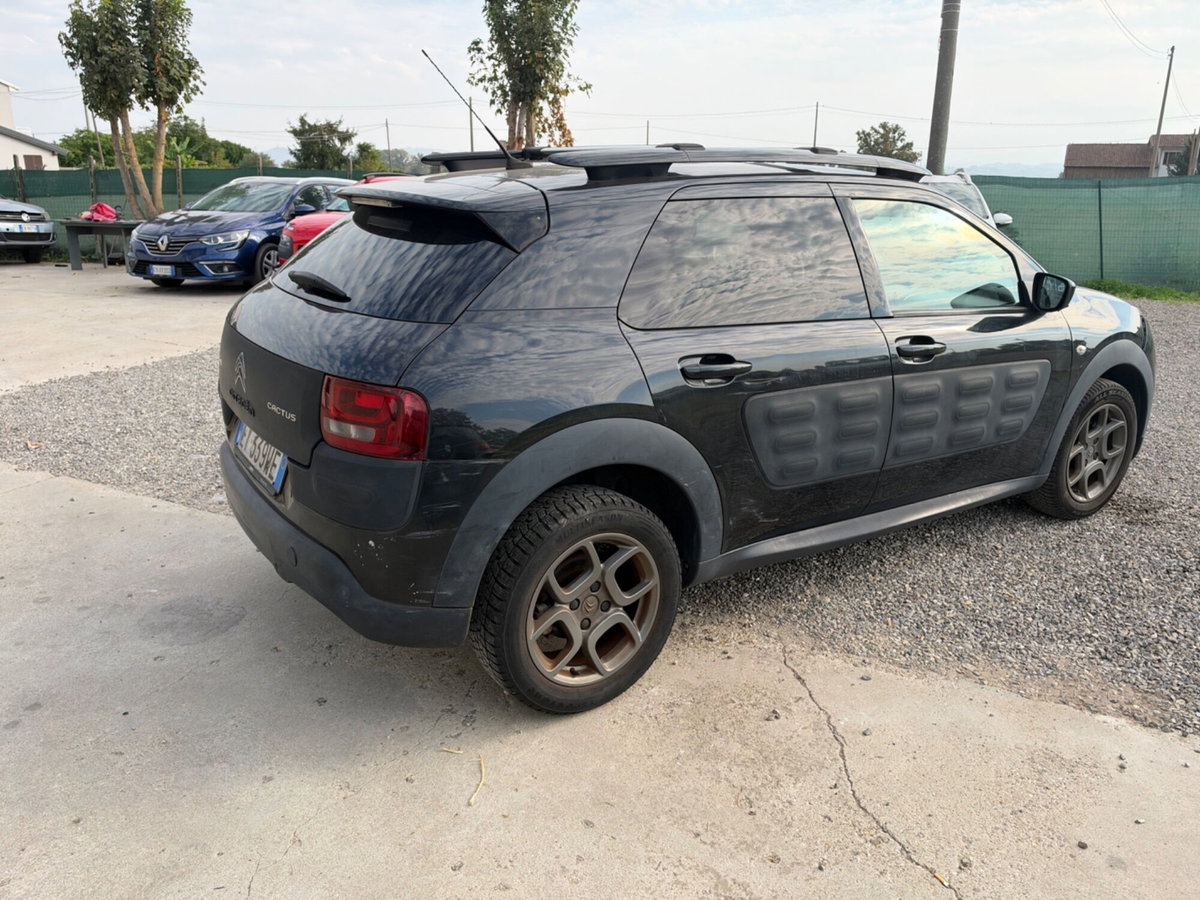 Citroen C4 Cactus PureTech 82 Shine (7)