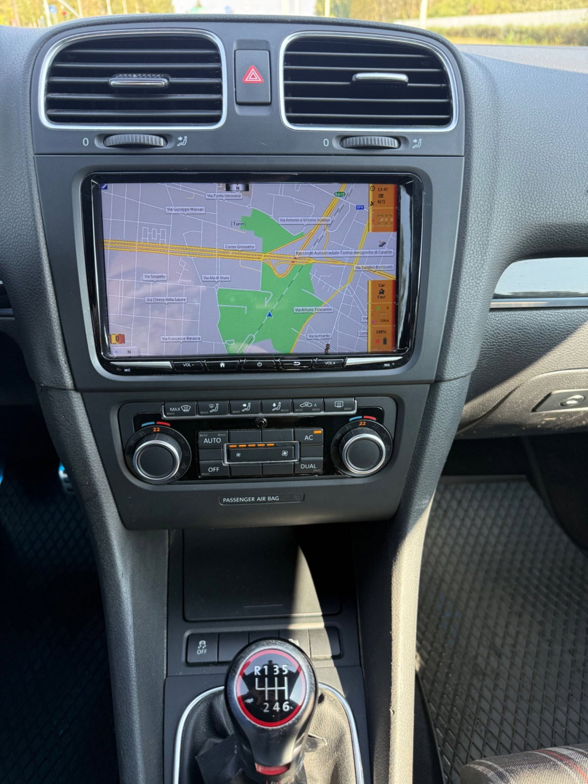 Volkswagen Golf 2.0 TSI 3p. GTI (12)