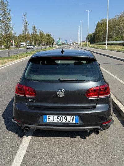 Volkswagen Golf 2.0 TSI 3p. GTI (5)