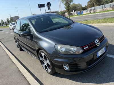 Volkswagen Golf 2.0 TSI 3p. GTI (8)