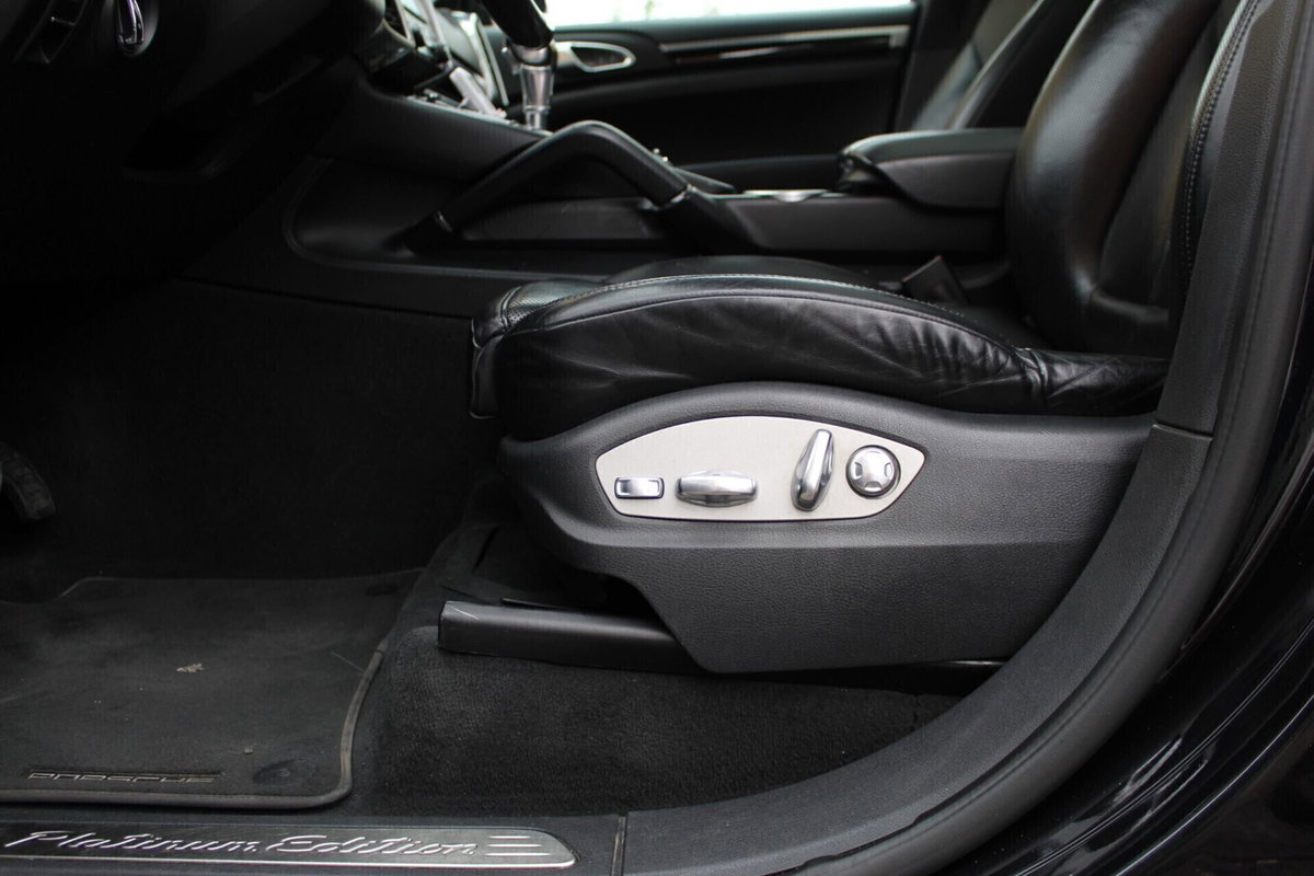 Porsche Cayenne 3.0 Diesel Platinum Edition (13)