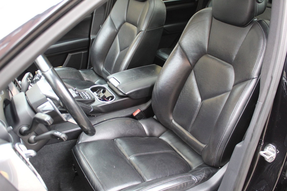 Porsche Cayenne 3.0 Diesel Platinum Edition (14)
