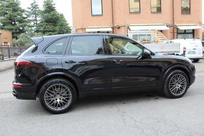 Porsche Cayenne 3.0 Diesel Platinum Edition (6)