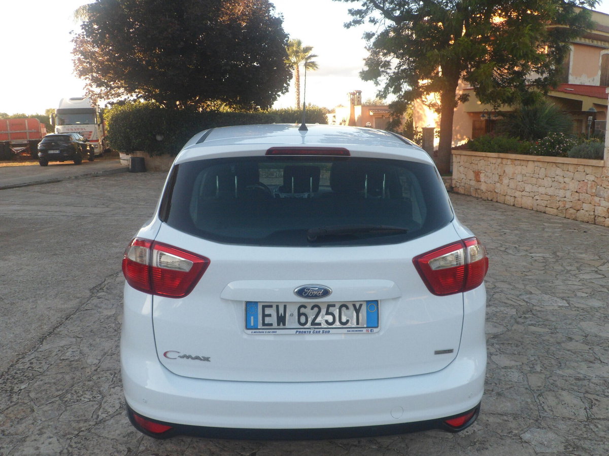 Ford C-Max 1.5 TDCi 120CV Start&Stop Titanium X (5)