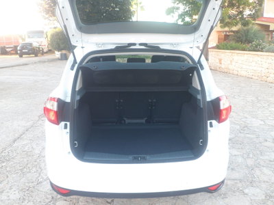 Ford C-Max 1.5 TDCi 120CV Start&Stop Titanium X (7)