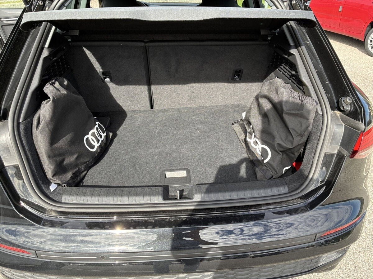 Audi A3 Sportback 35 TFSI S tronic Business (13)