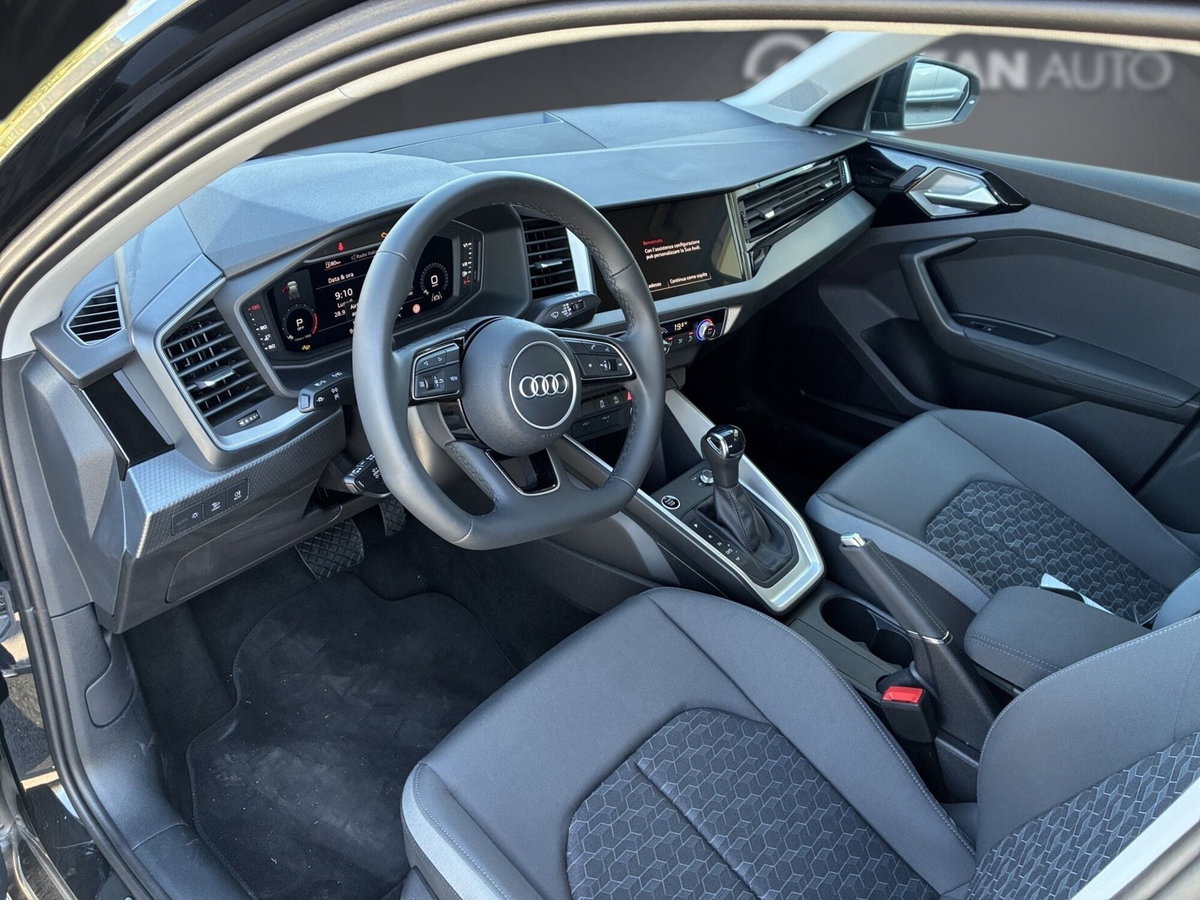 Audi A1 Sportback 30 TFSI S line edition (11)