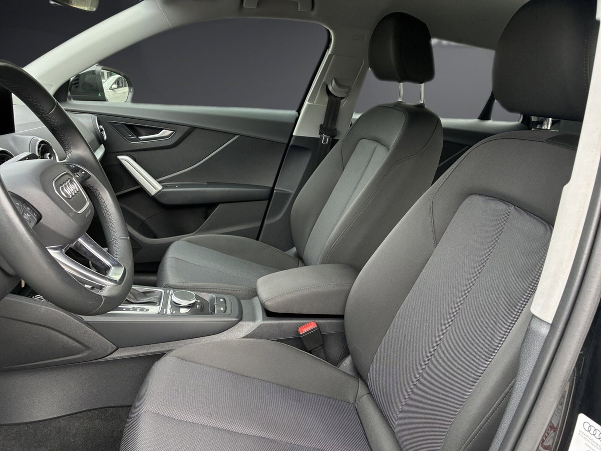 Audi Q2 Q2 35 TFSI S tronic Business (12)