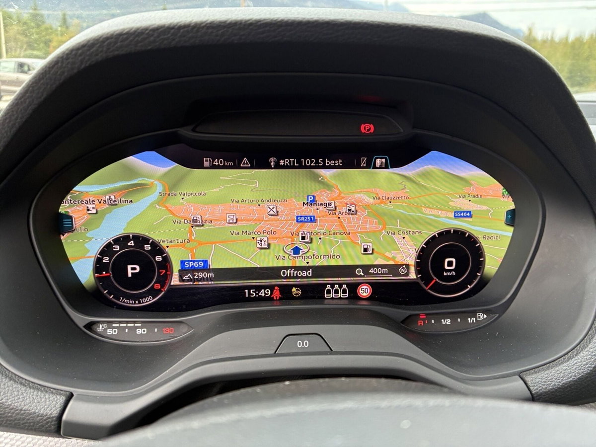 Audi Q2 Q2 35 TFSI S tronic Business (18)
