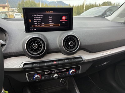 Audi Q2 Q2 35 TFSI S tronic Business (19)