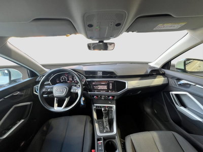 Audi Q3 45 TFSI e S tronic Business (11)