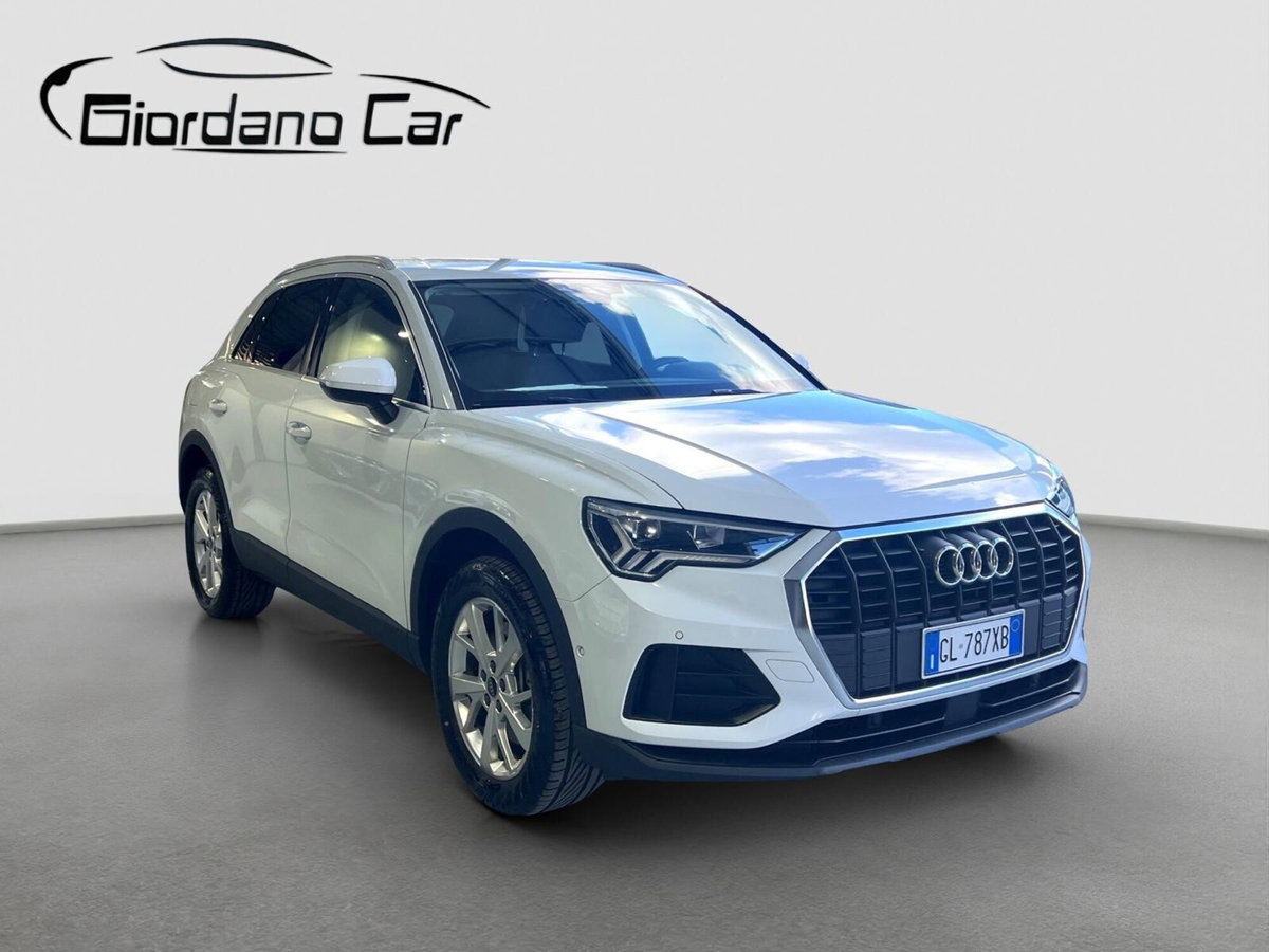 Audi Q3 45 TFSI e S tronic Business (3)