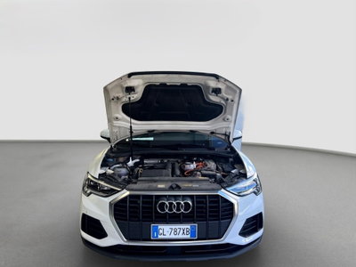 Audi Q3 45 TFSI e S tronic Business (4)