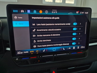 Volkswagen T-Roc 1.5 etsi Life 115cv dsg (18)