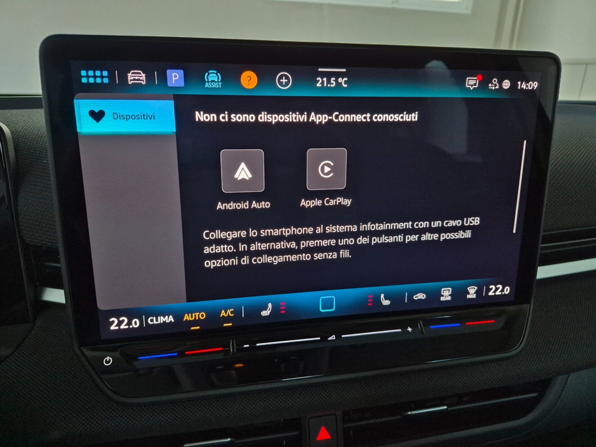 Volkswagen T-Roc 1.5 etsi Life 115cv dsg (5)
