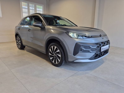 Volkswagen T-Roc 1.5 etsi Life 115cv dsg (8)