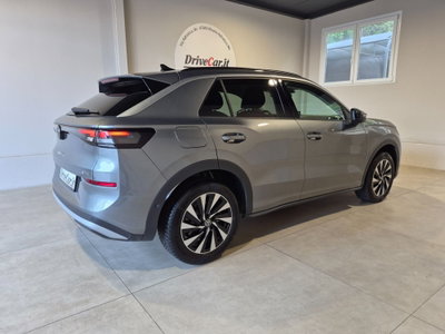 Volkswagen T-Roc 1.5 etsi Life 115cv dsg (9)