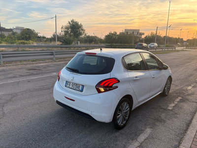 Peugeot 208 75 5 porte Allure (5)
