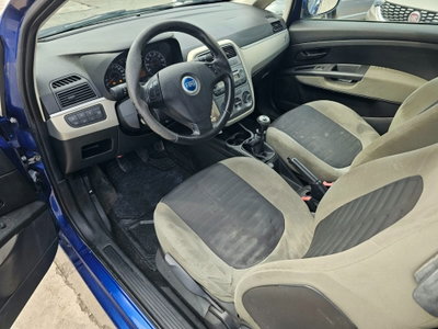 Fiat Grande Punto 1.3 MJT 90 CV 3 porte Sport (10)