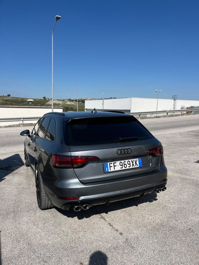 Audi A4 Avant 2.0 TDI 150 CV ultra Business Sport (3)