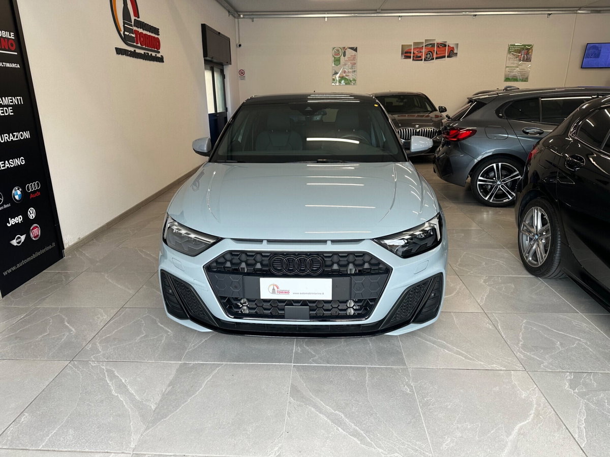 Audi A1 Sportback 30 TFSI S tronic Identity Black (2)