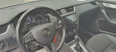 Skoda Octavia Station Wagon 1.5 G-TEC DSG Wagon Ambition (8)