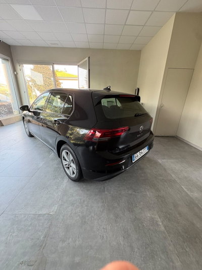 Volkswagen Golf 1.5 TGI DSG Life (4)