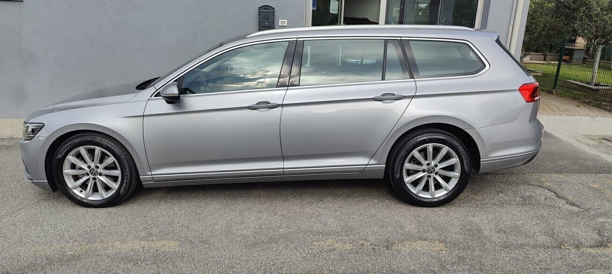 Volkswagen Passat Variant 2.0 TDI SCR 122 CV EVO DSG Business (4)