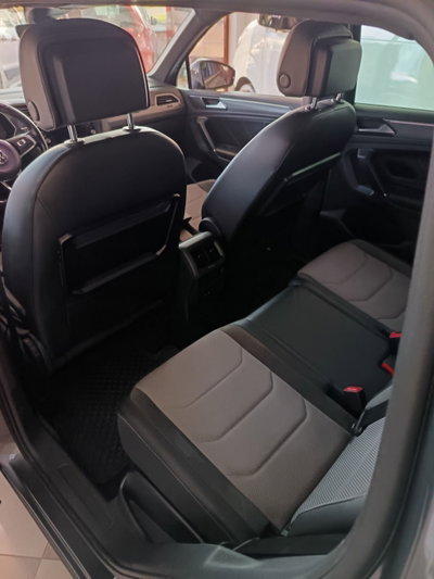 Volkswagen Tiguan 2.0 BiTDI SCR DSG 4MOTION Executive R-Line BMT (10)