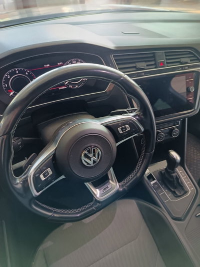 Volkswagen Tiguan 2.0 BiTDI SCR DSG 4MOTION Executive R-Line BMT (19)