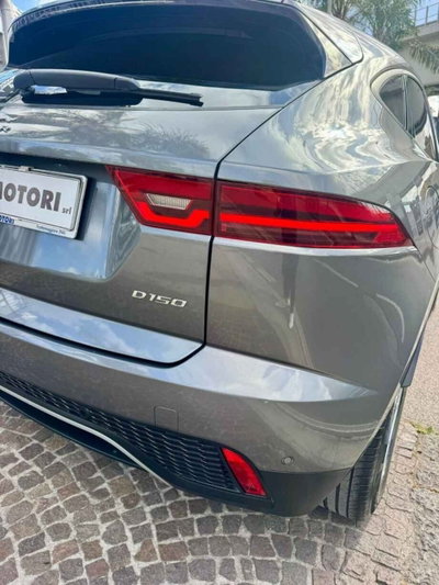 Jaguar E-Pace 2.0D 150 CV AWD aut. R-Dynamic (11)
