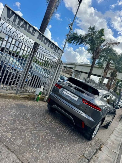 Jaguar E-Pace 2.0D 150 CV AWD aut. R-Dynamic (7)