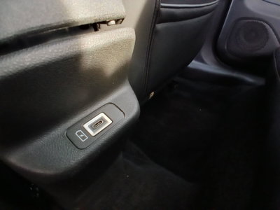 Jeep Avenger full-electric Summit fwd 156cv auto (15)
