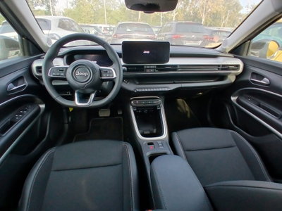 Jeep Avenger full-electric Summit fwd 156cv auto (16)