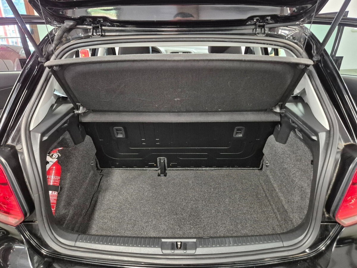 Volkswagen Polo 1.2 5 porte Trendline (6)