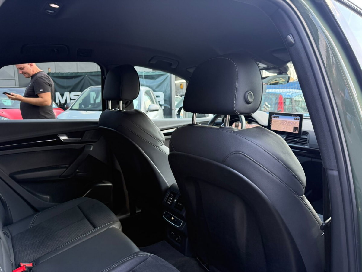 Audi Q5 40 TDI 204 CV quattro S tronic (13)