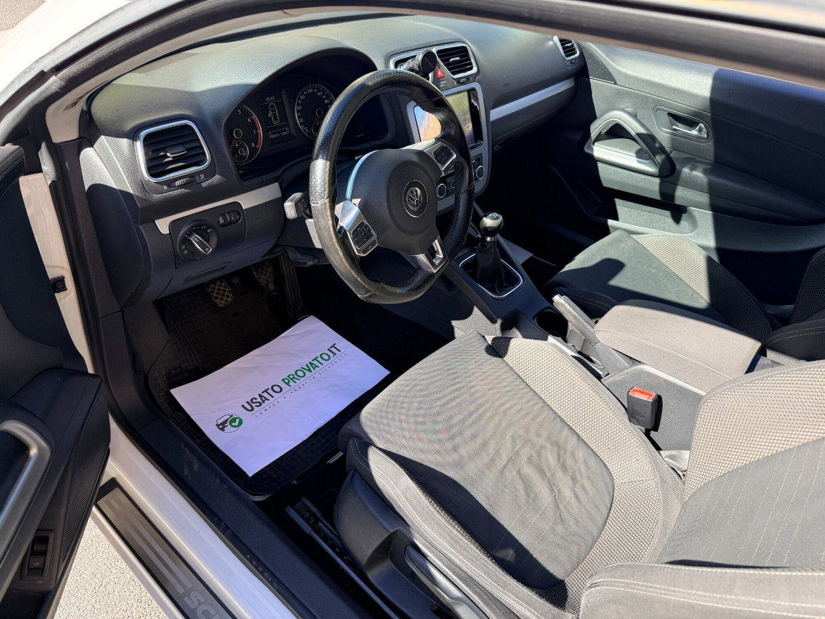 Volkswagen Scirocco 1.4 TSI 160CV (12)
