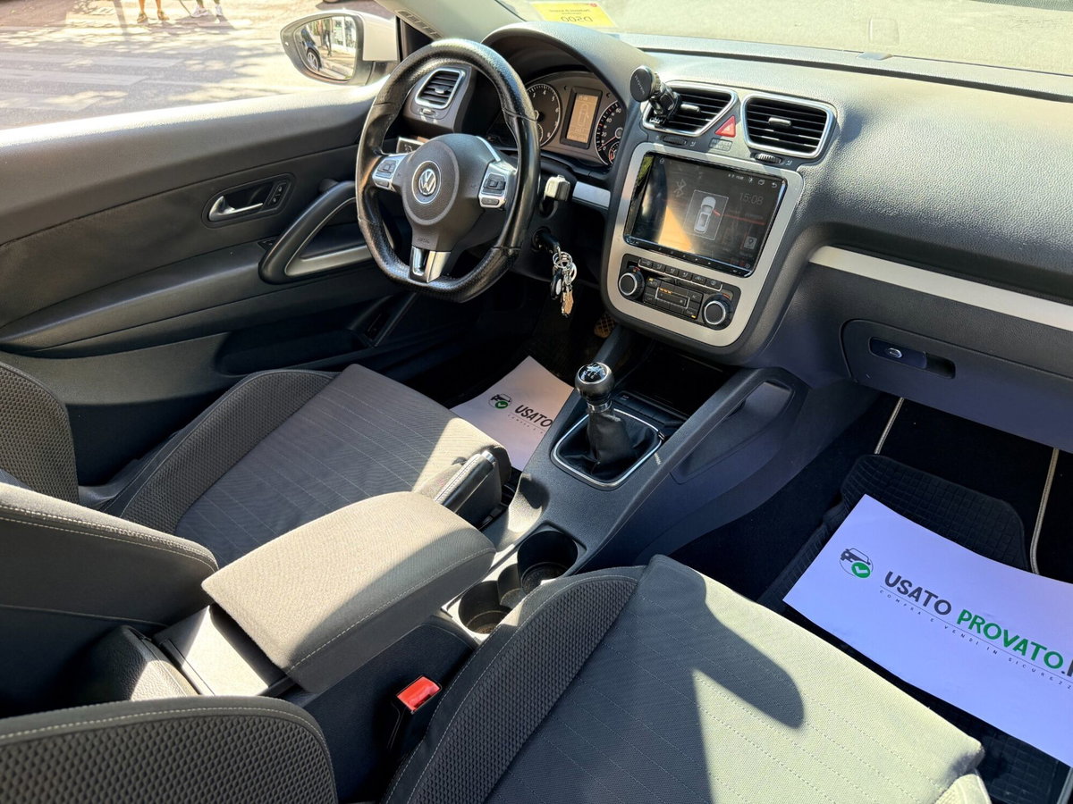 Volkswagen Scirocco 1.4 TSI 160CV (17)