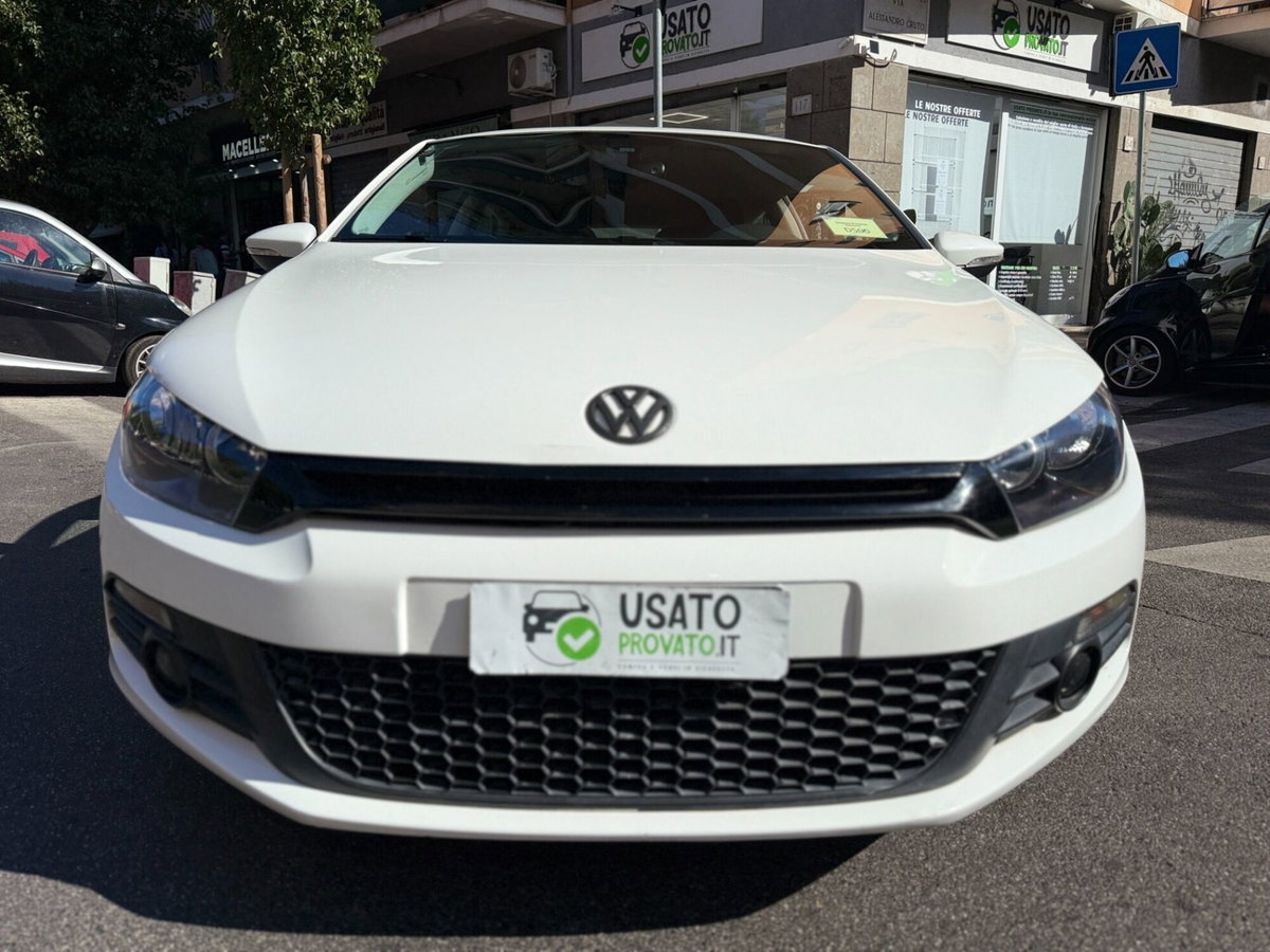 Volkswagen Scirocco 1.4 TSI 160CV (2)